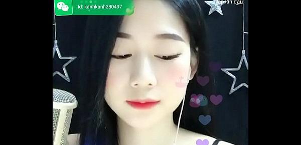  Hotgirk Kiều Anh livevstream trên Uplive